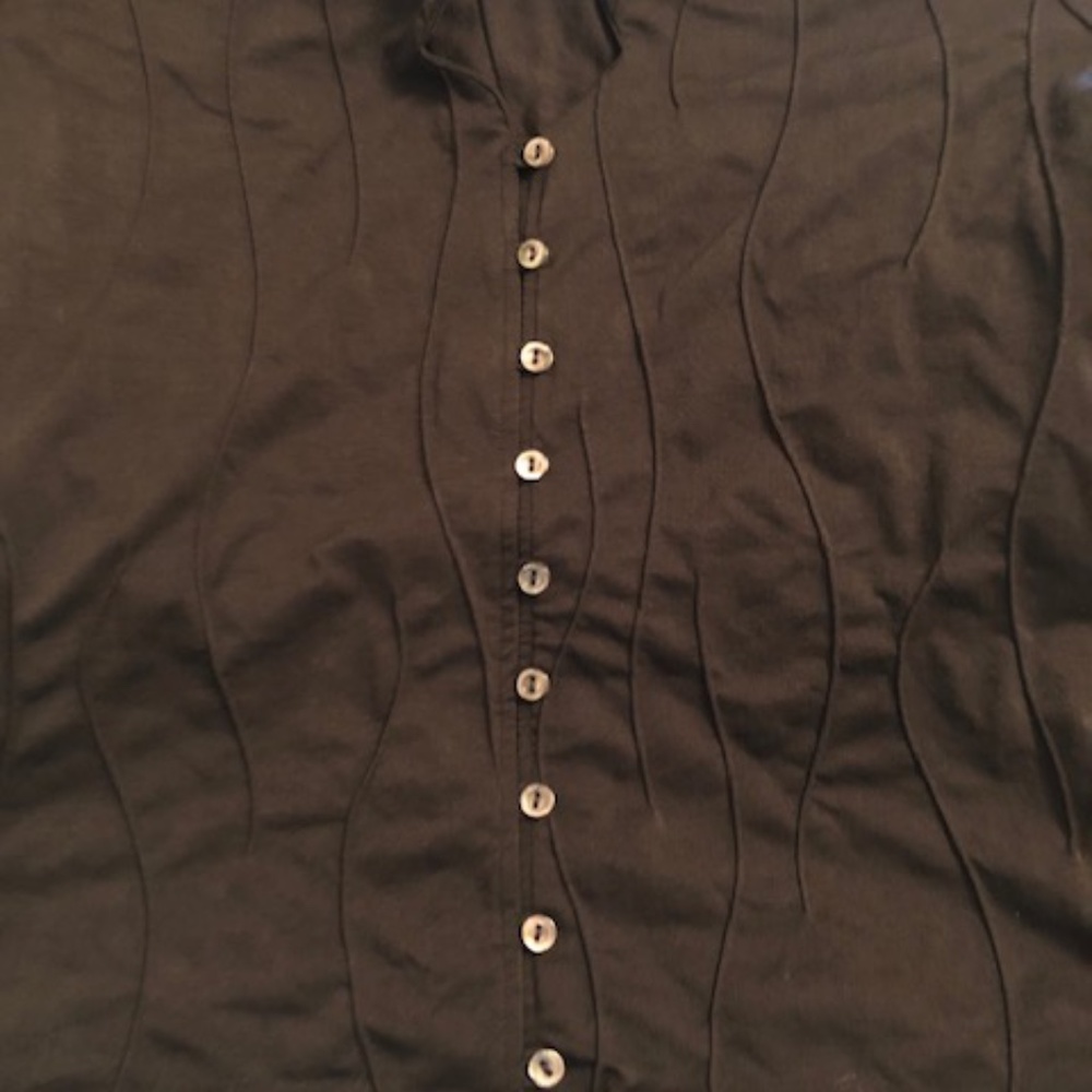Rayure black form-fitting top, decorative buttons - Picture 4 of 7